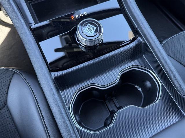 new 2025 Jeep Grand Cherokee car, priced at $38,975