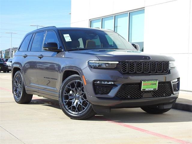 new 2025 Jeep Grand Cherokee car, priced at $65,889