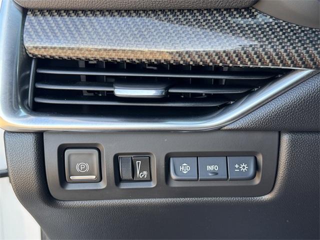used 2021 Cadillac XT4 car, priced at $21,999