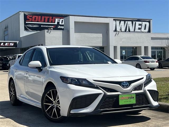 used 2022 Toyota Camry Hybrid car, priced at $26,598