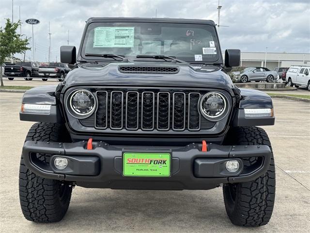 new 2025 Jeep Gladiator car, priced at $50,818
