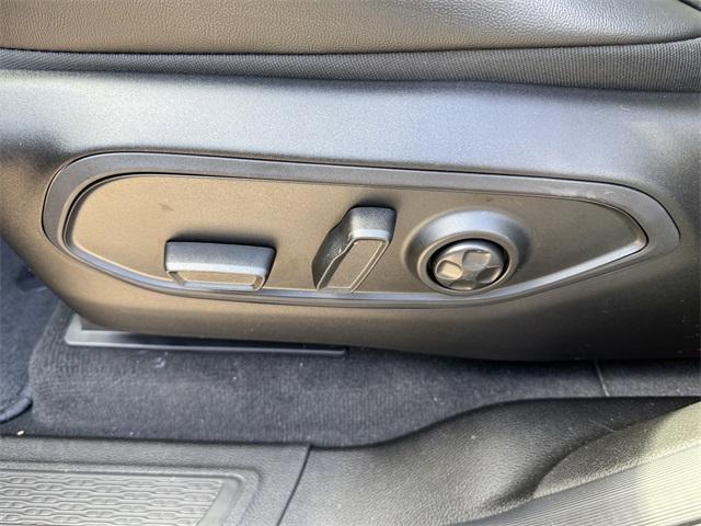 new 2025 Jeep Grand Cherokee car, priced at $39,625