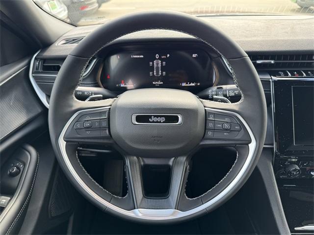 new 2025 Jeep Grand Cherokee car, priced at $39,625