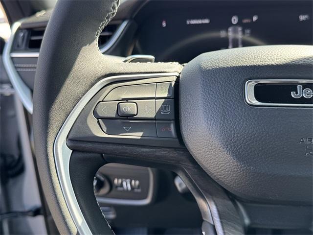 new 2025 Jeep Grand Cherokee car, priced at $47,770