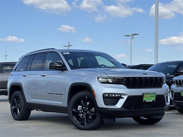 new 2025 Jeep Grand Cherokee car, priced at $47,770