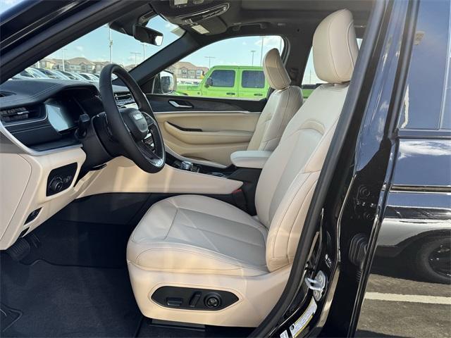 new 2025 Jeep Grand Cherokee car, priced at $42,485