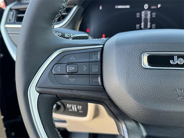 new 2025 Jeep Grand Cherokee car, priced at $42,485