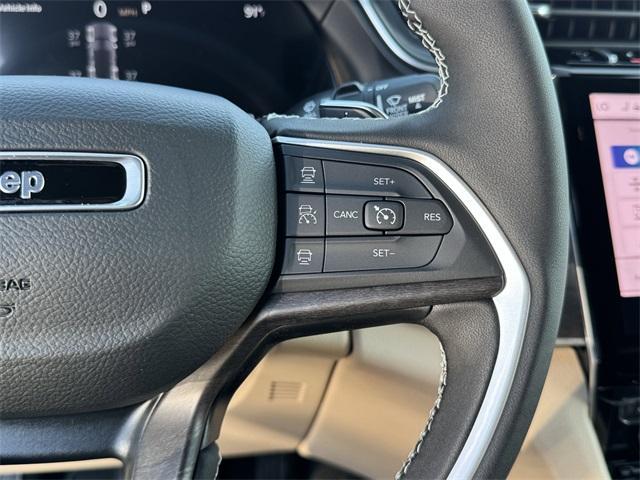 new 2025 Jeep Grand Cherokee car, priced at $42,485