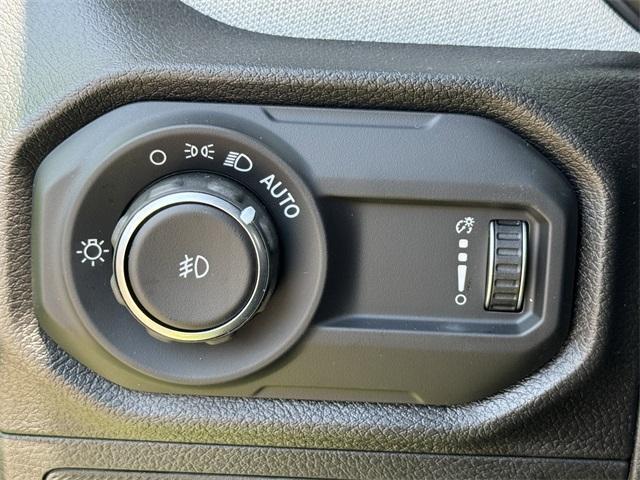 new 2025 Jeep Wrangler car, priced at $47,345