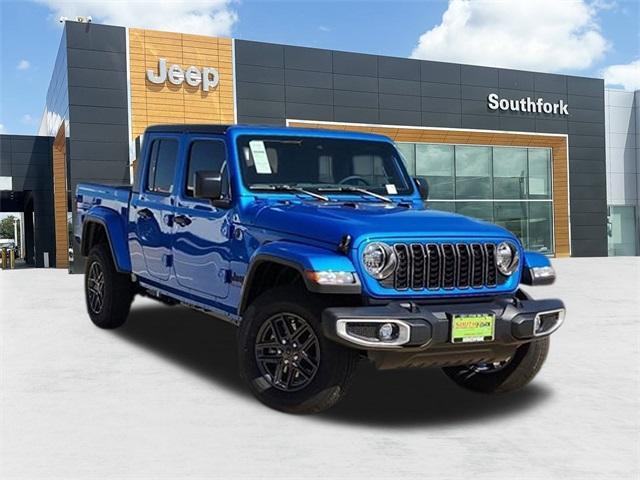 new 2024 Jeep Gladiator car, priced at $43,240