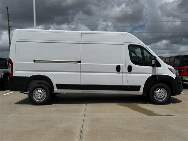 new 2025 Ram ProMaster 2500 car, priced at $50,128