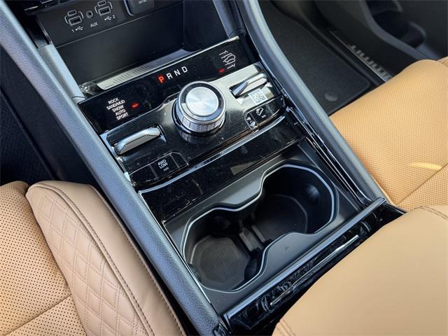 new 2025 Jeep Grand Cherokee car, priced at $57,181