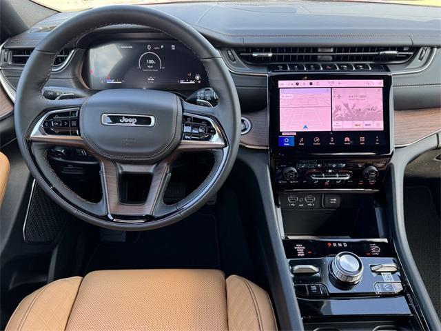 new 2025 Jeep Grand Cherokee car, priced at $57,181