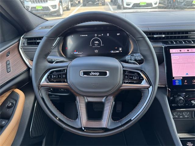 new 2025 Jeep Grand Cherokee car, priced at $57,181
