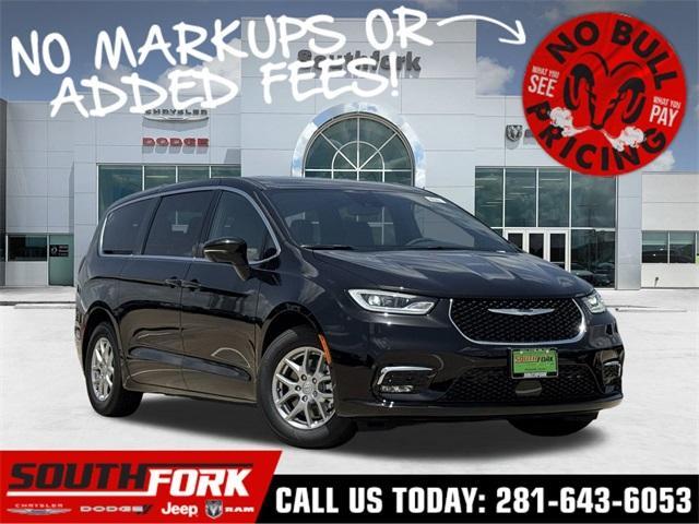 new 2025 Chrysler Pacifica car, priced at $41,478
