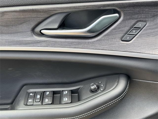 new 2025 Jeep Grand Cherokee L car, priced at $45,335