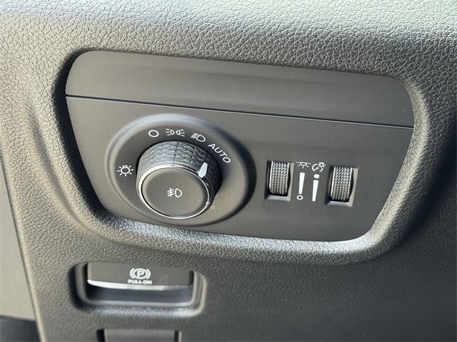 new 2025 Jeep Grand Cherokee L car, priced at $45,335