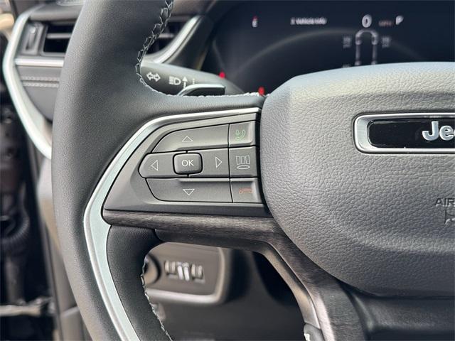 new 2025 Jeep Grand Cherokee L car, priced at $45,335