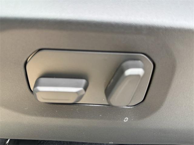 new 2025 Jeep Gladiator car, priced at $39,340