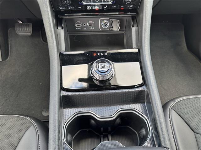 new 2025 Jeep Grand Cherokee car, priced at $40,125