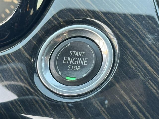 used 2020 Cadillac XT6 car, priced at $22,497