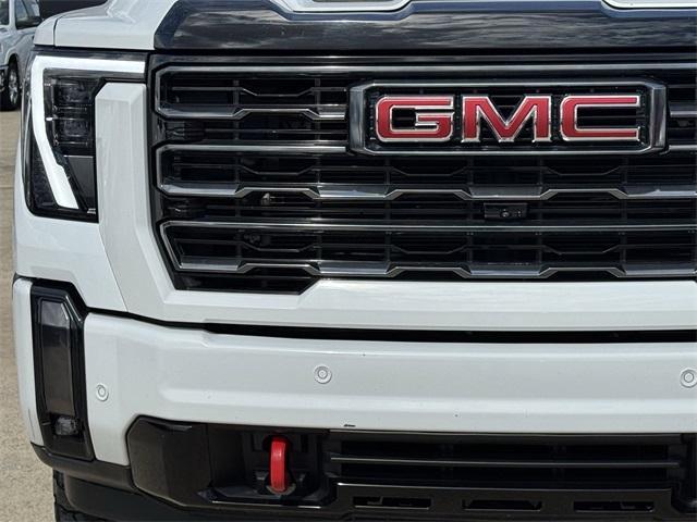 used 2024 GMC Sierra 2500 car, priced at $67,297