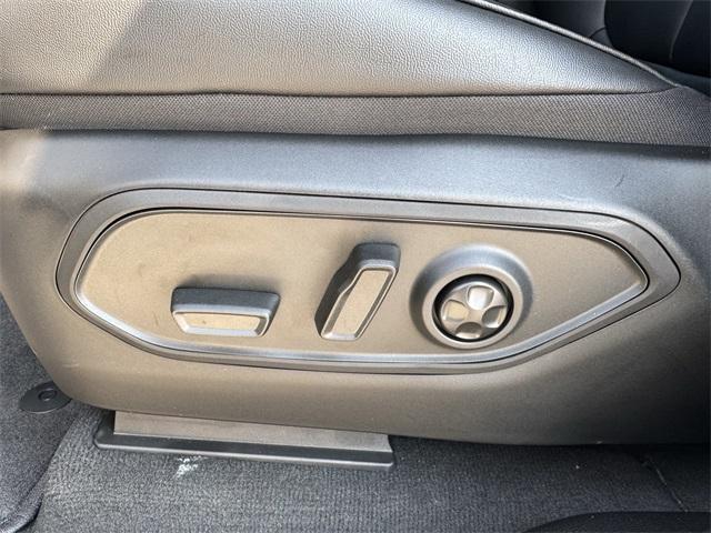 new 2025 Jeep Grand Cherokee L car, priced at $44,480