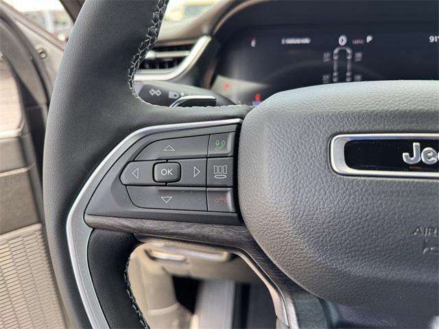 new 2025 Jeep Grand Cherokee L car, priced at $41,080