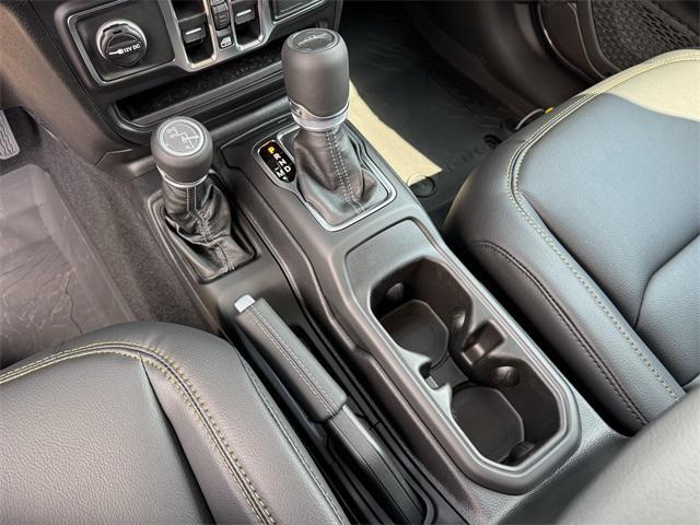 new 2025 Jeep Gladiator car, priced at $42,804