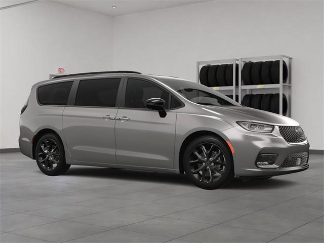 new 2025 Chrysler Pacifica car, priced at $48,478