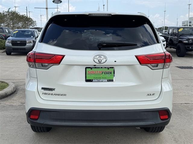 used 2019 Toyota Highlander car, priced at $22,899