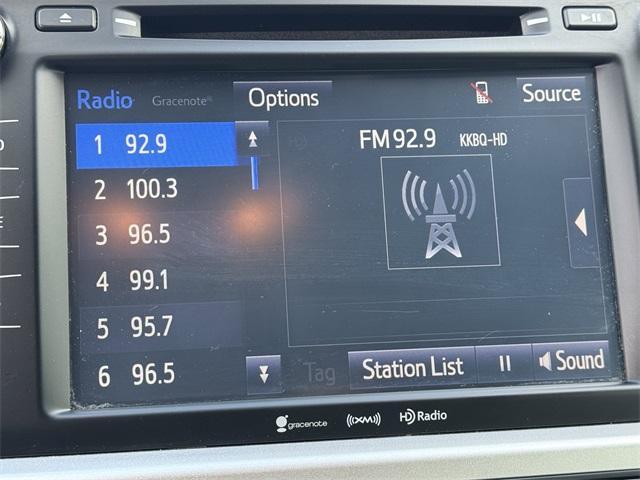 used 2019 Toyota Highlander car, priced at $22,899