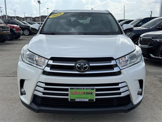 used 2019 Toyota Highlander car, priced at $22,899