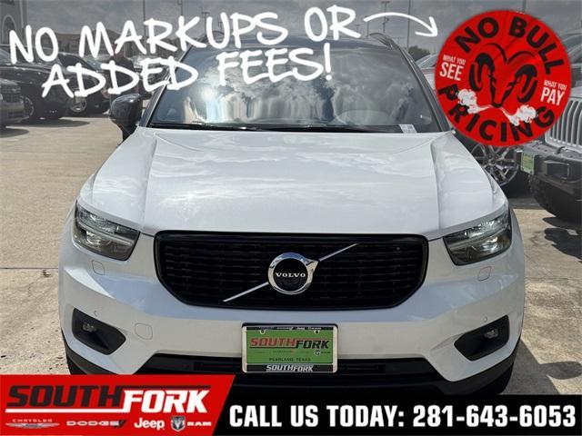 used 2022 Volvo XC40 car, priced at $23,399