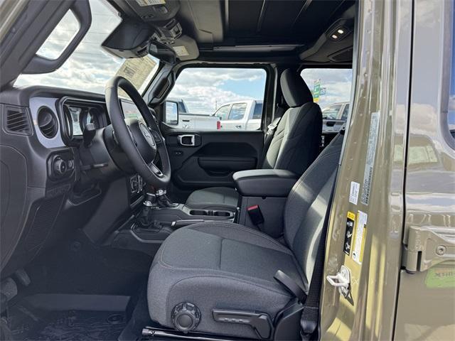 new 2025 Jeep Wrangler car, priced at $41,545
