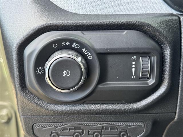 new 2025 Jeep Wrangler car, priced at $41,545