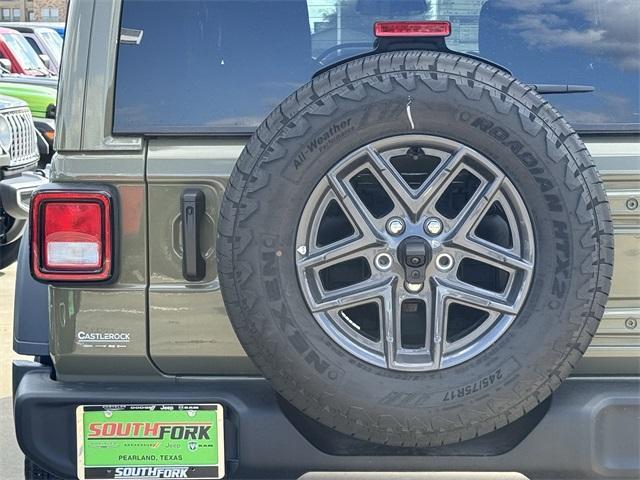 new 2025 Jeep Wrangler car, priced at $41,545