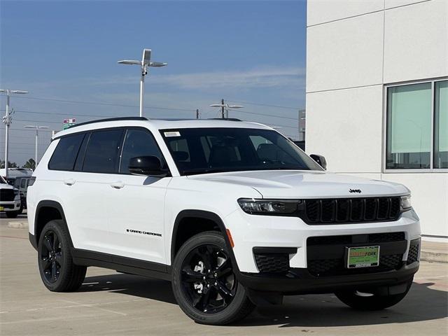 new 2025 Jeep Grand Cherokee L car, priced at $40,976