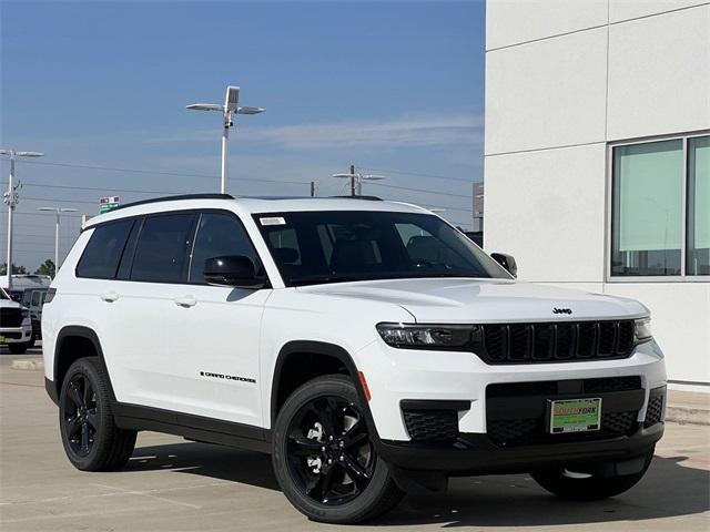 new 2025 Jeep Grand Cherokee L car, priced at $40,976