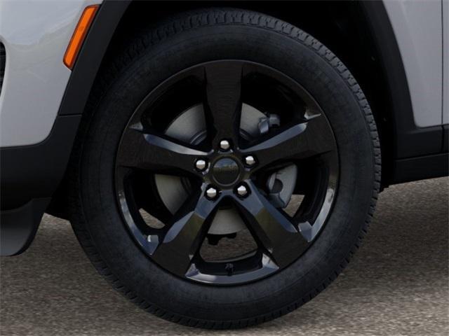 new 2025 Jeep Grand Cherokee car, priced at $44,797