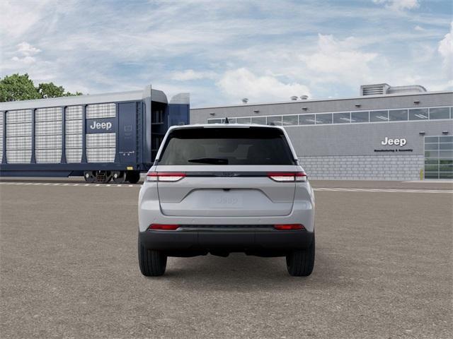 new 2025 Jeep Grand Cherokee car, priced at $44,797