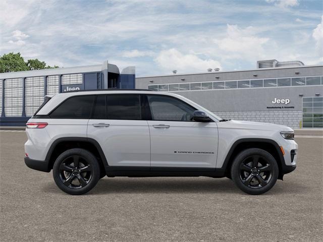 new 2025 Jeep Grand Cherokee car, priced at $44,797