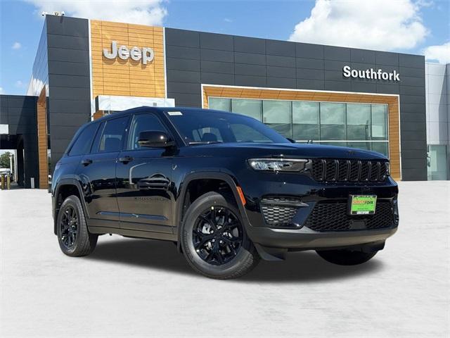 new 2025 Jeep Grand Cherokee car, priced at $38,405
