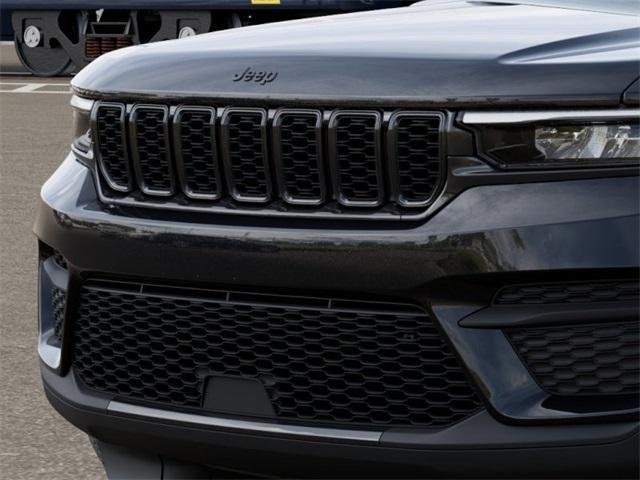 new 2025 Jeep Grand Cherokee car, priced at $44,254