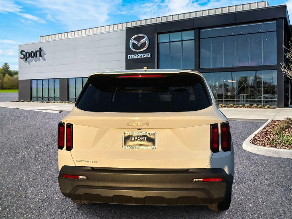 used 2023 Kia Sorento car, priced at $19,989