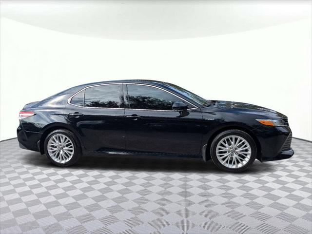 used 2018 Toyota Camry Hybrid car, priced at $21,491