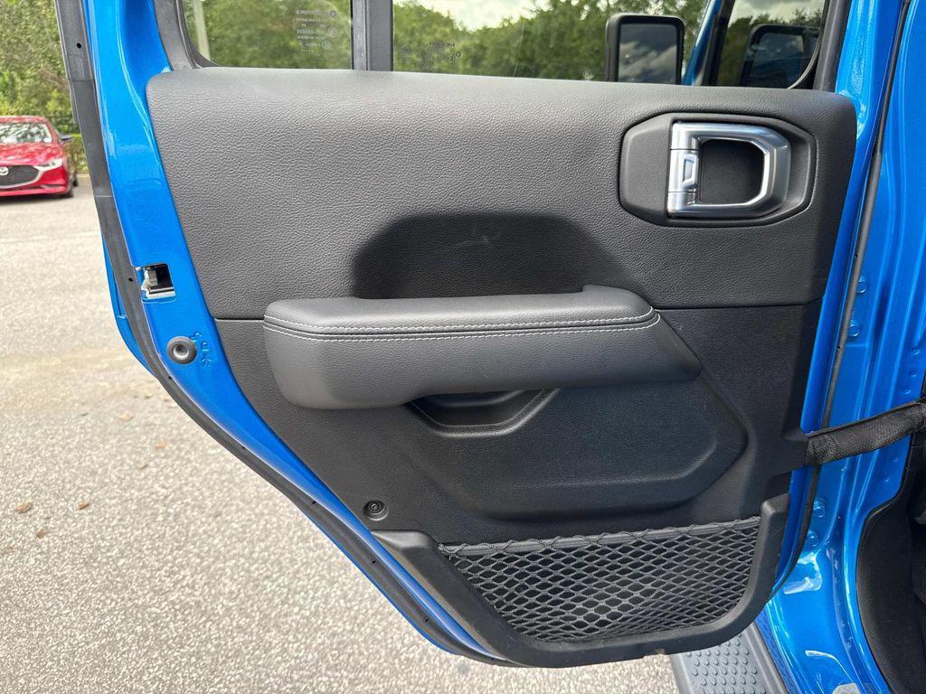 used 2022 Jeep Wrangler Unlimited car, priced at $32,988