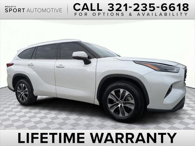 used 2022 Toyota Highlander car, priced at $32,991