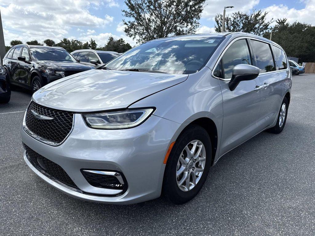 used 2023 Chrysler Pacifica car, priced at $21,788