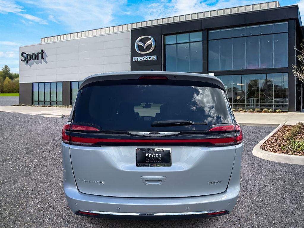 used 2023 Chrysler Pacifica car, priced at $21,788